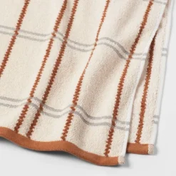 Modern Plaid Towel - Threshold™ 7 Modern Plaid Towel - Threshold™ -Home Decor Shop GUEST 135d8423 ff0b 411a 9f91 ae573c348641