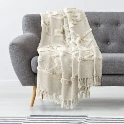 Americanflat 100% Cotton Boho Throw Blanket - All Seasons Lightweight Cozy Soft Blankets & Throws For Bed And Sofa - 100% Cotton With Fringe -Home Decor Shop GUEST 800eb6fb 33a0 4f9e af5e 231c41071329