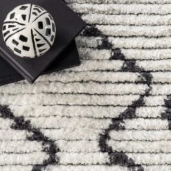 NuLOOM Mari Moroccan Soft Shag Fringe Area Rug -Home Decor Shop GUEST 8e270108 c0c6 4201 9968 27aadc435d31