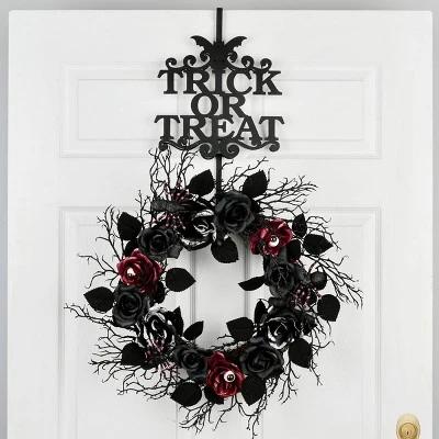 National Tree Company 19" Halloween “Trick Or Treat" Wreath Hanger 5 National Tree Company 19" Halloween “Trick Or Treat" Wreath Hanger - Image 3