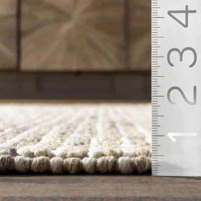 NuLOOM Hand Woven Eileen Area Rug 4 NuLOOM Hand Woven Eileen Area Rug - Image 2