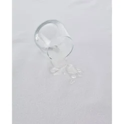 All-In-One Mattress Protector Cover With Zippered Bed Bug Blocker - Fresh Ideas -Home Decor Shop GUEST ce771cc7 8cff 4357 85e6 81c888dfb11f