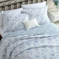 Laura Ashley Walled Garden Quilt Set -Home Decor Shop GUEST d9bdea24 6356 4d22 b7eb 36b00cffe3a7