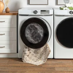 NuLOOM Kyleigh Machine Washable Southwestern Area Rug -Home Decor Shop GUEST eca56fa4 c207 4724 b7ac 5e83a02187c2