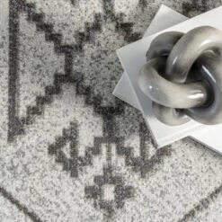 NuLOOM Kyleigh Machine Washable Southwestern Area Rug -Home Decor Shop GUEST f02aa015 0a15 4261 a394 09c118325965