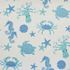 C&F Home Brisbane Bedspread -Home Decor Shop GUEST f8b85512 17f2 41fc b47e 84fae313a18d